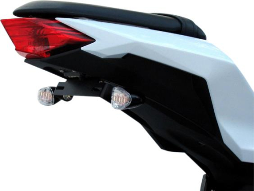 Targa - Targa Tail Kit with LED Turn Signals - Black/Clear - 22-484LED-L
