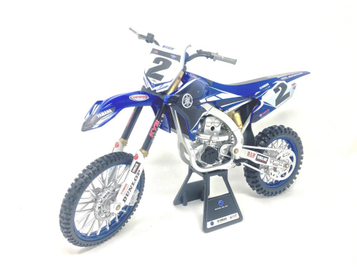New Ray Toys - New Ray Toys 1:6 Scale Racer Replica - Factory Yamaha YZ450F 2017 Cooper Webb #2 - 49513
