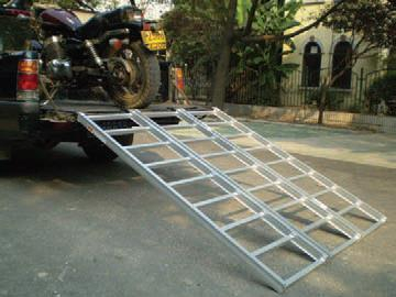 Automatic Distributors - Automatic Distributors 7ft. Aluminum Tri-Fold Ramp - AR16T-7