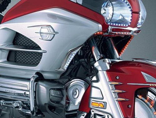 Kuryakyn - Kuryakyn Fairing Intake Scoops with White Running Lights - Chrome - 3903