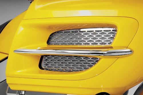 Show Chrome - Show Chrome Radiator Accent Grille - 52-606