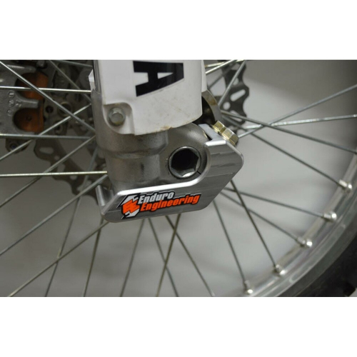 Enduro Engineering - Enduro Engineering Right Side Fork Guard - 32-256