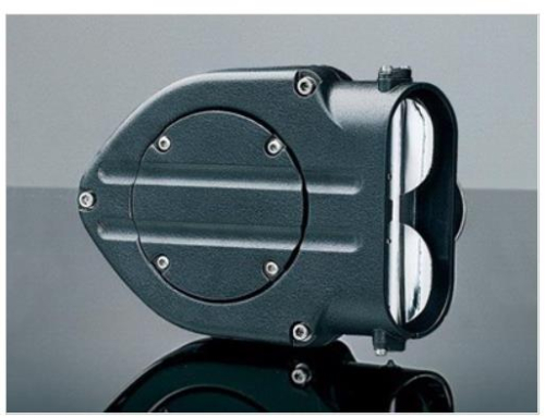 Kuryakyn - Kuryakyn Blood Groove Hypercharger - Wrinkle Black Body/Blood Groove Trap Door and Chrome Butterflies - 9973