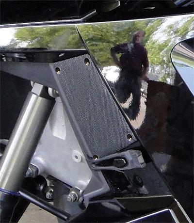 2 Cool Airvents - 2 Cool Airvents Polaris Pro Ride Front Vents - PO-111-BK