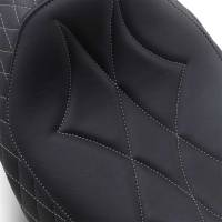 Mustang - Mustang Revere Journey Diamond Solo Seat - Gunmetal Gray - 75130GM - Image 3