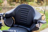 Mustang - Mustang Trike Deluxe Touring Passenger Backrest with Armrest - 79014 - Image 2